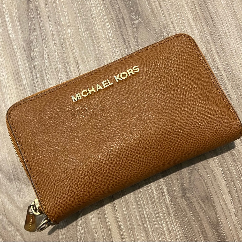 Michael Kors wallet